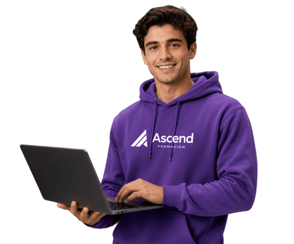 hombre español estudiante con una laptop en las manos, usando una sudadera de Ascend Formacion